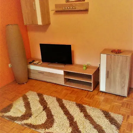 Studio Apartment Meli Ogulin Exterior photo